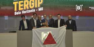 Unveil 8a21a6f614db065bb1ca2c21a5c803aede783f93e5277febbd47f37d9dbae4ca