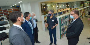 Unveil 8a21a6f614db065bb1ca2c21a5c803aede783f93e5277febbd47f37d9dbae4ca