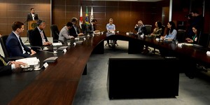 Unveil 8a21a6f614db065bb1ca2c21a5c803aede783f93e5277febbd47f37d9dbae4ca