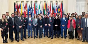 Unveil 8a21a6f614db065bb1ca2c21a5c803aede783f93e5277febbd47f37d9dbae4ca