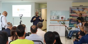 Unveil 8a21a6f614db065bb1ca2c21a5c803aede783f93e5277febbd47f37d9dbae4ca