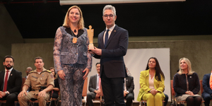 Unveil 8a21a6f614db065bb1ca2c21a5c803aede783f93e5277febbd47f37d9dbae4ca