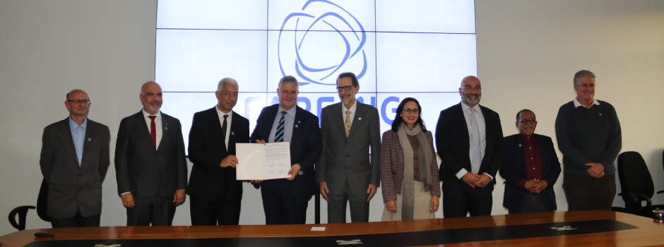 Minas Gerais Agency |  Minas Gerais and the United Kingdom signed an agreement to develop the railway sector