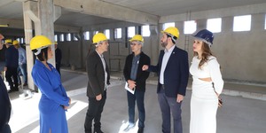 Unveil 8a21a6f614db065bb1ca2c21a5c803aede783f93e5277febbd47f37d9dbae4ca