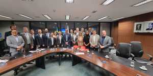 Unveil 8a21a6f614db065bb1ca2c21a5c803aede783f93e5277febbd47f37d9dbae4ca