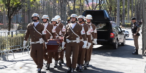 Unveil 8a21a6f614db065bb1ca2c21a5c803aede783f93e5277febbd47f37d9dbae4ca