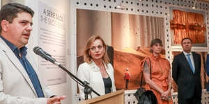 Unveil 8a21a6f614db065bb1ca2c21a5c803aede783f93e5277febbd47f37d9dbae4ca