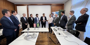 Unveil 8a21a6f614db065bb1ca2c21a5c803aede783f93e5277febbd47f37d9dbae4ca