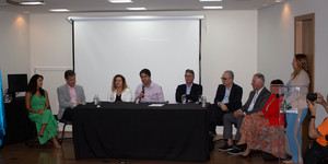 Unveil 8a21a6f614db065bb1ca2c21a5c803aede783f93e5277febbd47f37d9dbae4ca