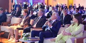 Unveil 8a21a6f614db065bb1ca2c21a5c803aede783f93e5277febbd47f37d9dbae4ca