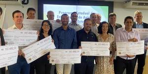 Unveil 8a21a6f614db065bb1ca2c21a5c803aede783f93e5277febbd47f37d9dbae4ca