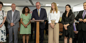 Unveil 8a21a6f614db065bb1ca2c21a5c803aede783f93e5277febbd47f37d9dbae4ca