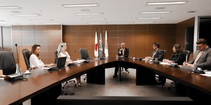 Unveil 8a21a6f614db065bb1ca2c21a5c803aede783f93e5277febbd47f37d9dbae4ca