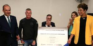 Unveil 8a21a6f614db065bb1ca2c21a5c803aede783f93e5277febbd47f37d9dbae4ca