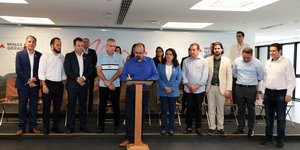 Unveil 8a21a6f614db065bb1ca2c21a5c803aede783f93e5277febbd47f37d9dbae4ca