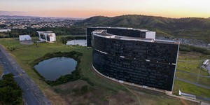 Unveil 8a21a6f614db065bb1ca2c21a5c803aede783f93e5277febbd47f37d9dbae4ca