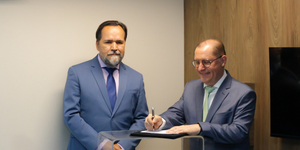 Unveil 8a21a6f614db065bb1ca2c21a5c803aede783f93e5277febbd47f37d9dbae4ca