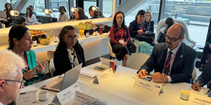 Unveil 8a21a6f614db065bb1ca2c21a5c803aede783f93e5277febbd47f37d9dbae4ca