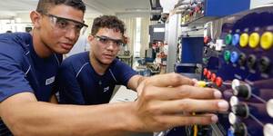 Unveil 8a21a6f614db065bb1ca2c21a5c803aede783f93e5277febbd47f37d9dbae4ca