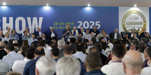 Unveil 8a21a6f614db065bb1ca2c21a5c803aede783f93e5277febbd47f37d9dbae4ca