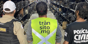 Unveil 8a21a6f614db065bb1ca2c21a5c803aede783f93e5277febbd47f37d9dbae4ca