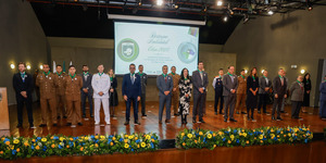 Unveil 8a21a6f614db065bb1ca2c21a5c803aede783f93e5277febbd47f37d9dbae4ca