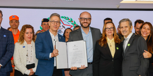 Unveil 8a21a6f614db065bb1ca2c21a5c803aede783f93e5277febbd47f37d9dbae4ca