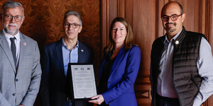 Unveil 8a21a6f614db065bb1ca2c21a5c803aede783f93e5277febbd47f37d9dbae4ca