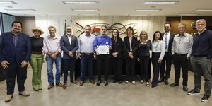 Unveil 8a21a6f614db065bb1ca2c21a5c803aede783f93e5277febbd47f37d9dbae4ca