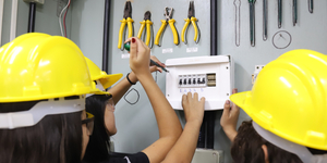 Unveil 8a21a6f614db065bb1ca2c21a5c803aede783f93e5277febbd47f37d9dbae4ca