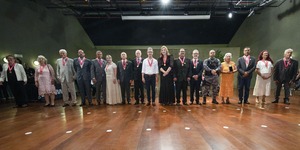 Unveil 8a21a6f614db065bb1ca2c21a5c803aede783f93e5277febbd47f37d9dbae4ca