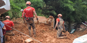 Unveil 8a21a6f614db065bb1ca2c21a5c803aede783f93e5277febbd47f37d9dbae4ca