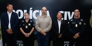 Unveil 8a21a6f614db065bb1ca2c21a5c803aede783f93e5277febbd47f37d9dbae4ca