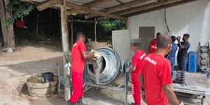 Unveil 8a21a6f614db065bb1ca2c21a5c803aede783f93e5277febbd47f37d9dbae4ca