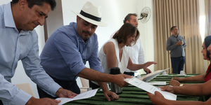 Unveil 8a21a6f614db065bb1ca2c21a5c803aede783f93e5277febbd47f37d9dbae4ca