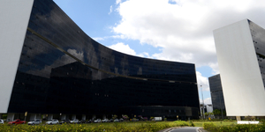 Unveil 8a21a6f614db065bb1ca2c21a5c803aede783f93e5277febbd47f37d9dbae4ca